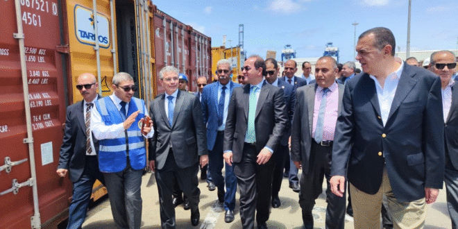 ##وزير المالية فى جولة بميناء الإسكندرية