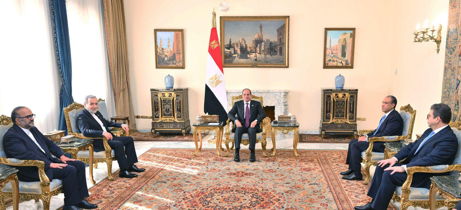 #الرئيس السيسي يلتقى وزير خارجية إيران
