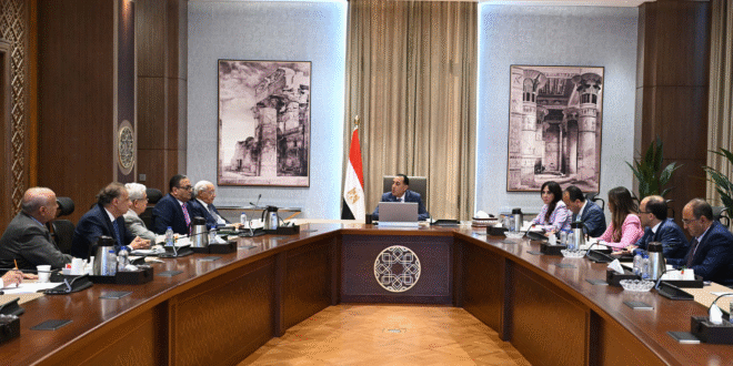 #أجتماع رئيس الوزراء مع اللجنة السياسية الإستشارية